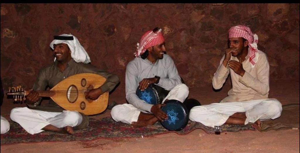 Отель Bedouin Adventure & Tours Вади-Рам Экстерьер фото